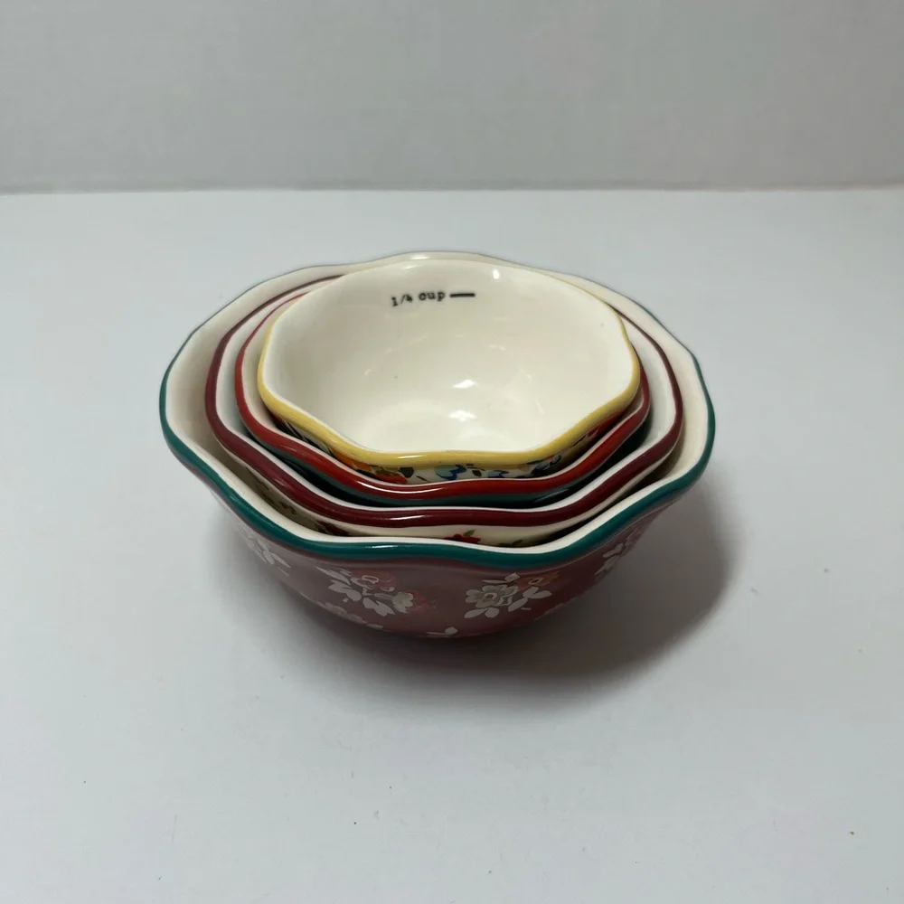 The Pioneer Woman 4-Piece Ceramic Measuring Bowls